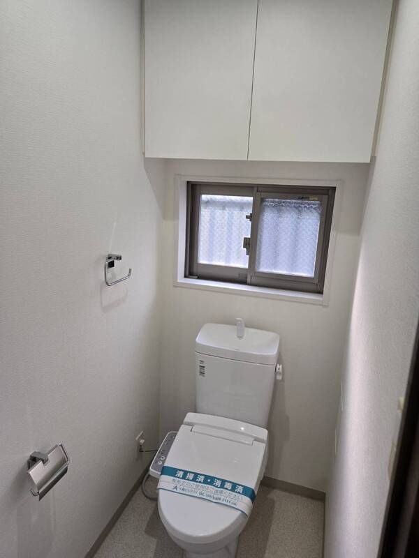トイレ　清潔感のあるトイレです