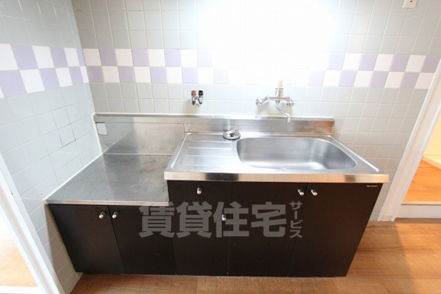 地下鉄長堀鶴見緑地線 京橋駅 徒歩7分 11階建 築38年のキッチン写真