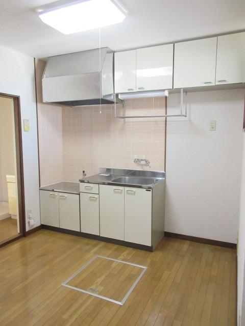 その他　床下収納あり