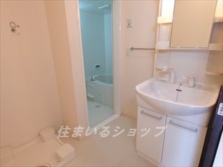 【安芸高田市吉田町吉田のアパートの洗面設備】