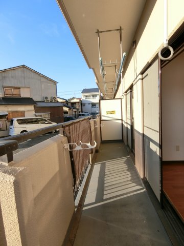 【寝屋川市清水町のマンションのバルコニー】