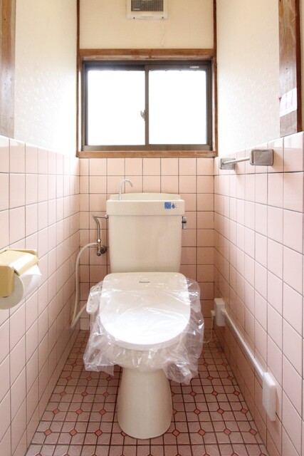 【北斎院古川テラスハウスＡのトイレ】