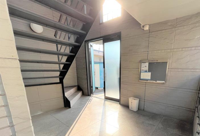 エントランス　駐車場