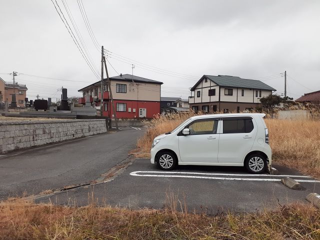 【北茨城市中郷町小野矢指のアパートの駐車場】