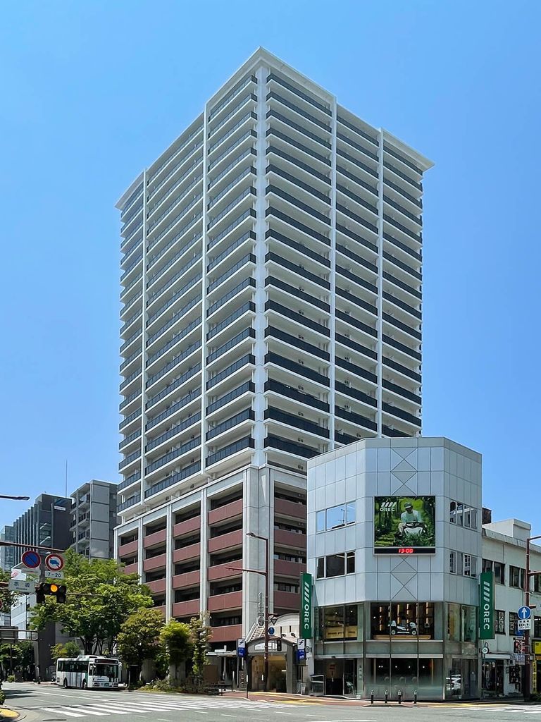 ＭＪＲ赤坂タワーの建物外観