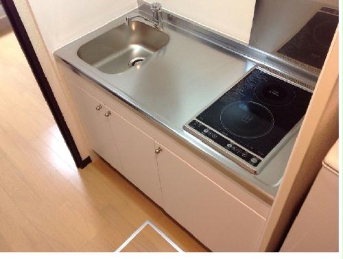 キッチン　IHクッキングヒーター