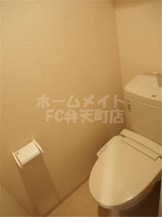 トイレ　トイレもきれいです