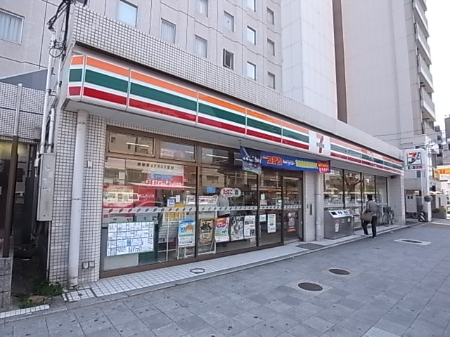 【神戸市兵庫区福原町のマンションのコンビニ】