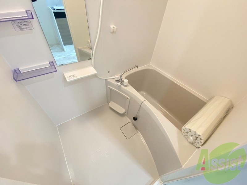 バス・シャワールーム　バスルームです。綺麗な浴槽ですね嬉しいです