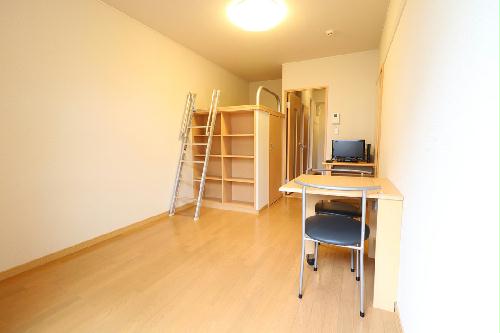 居室・リビング　当社人気のハイベッドタイプ!!!決め手はベッド下の収納