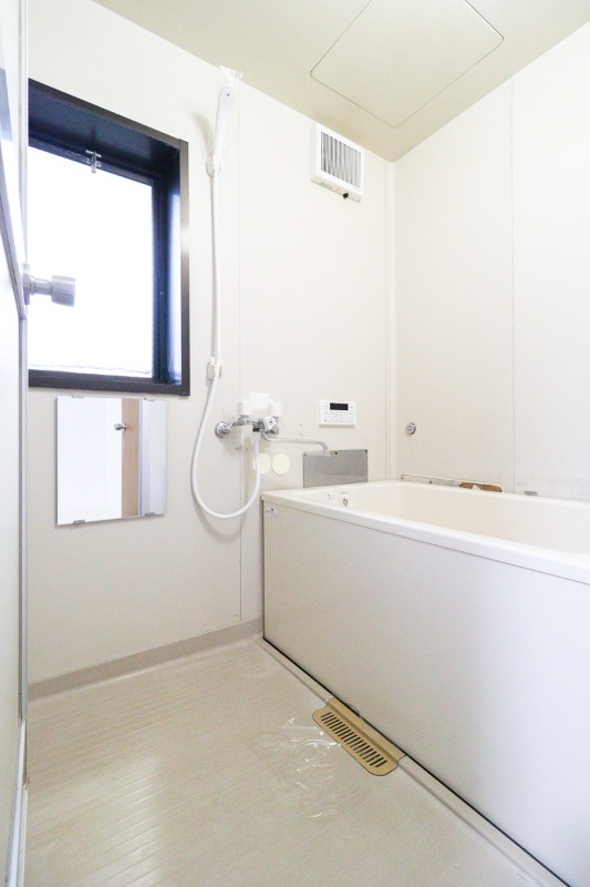 バス・シャワールーム　図面と現状に相違がある場合には現状を優先