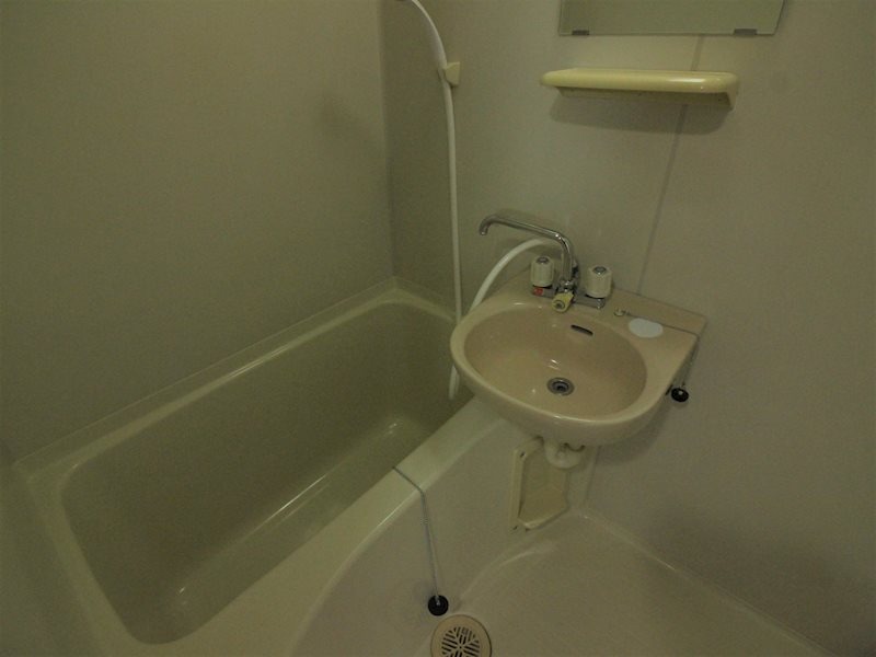 バス・シャワールーム　別号室イメージ