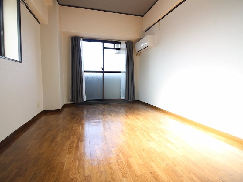 居室・リビング　別号室イメージ