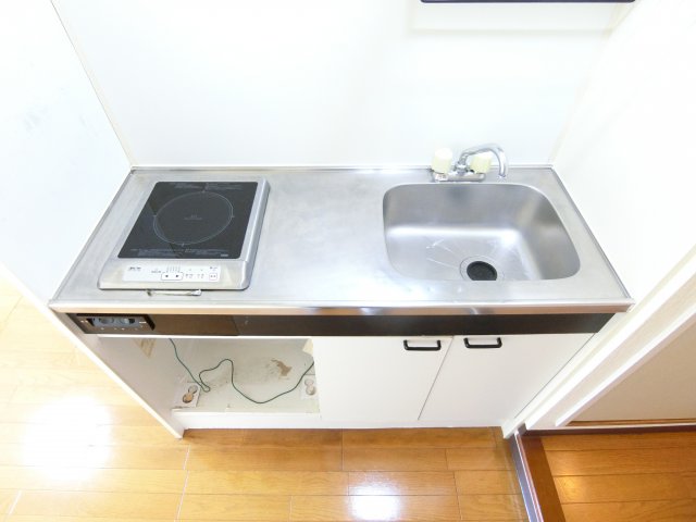 キッチン　同物件別部屋イメージ写真