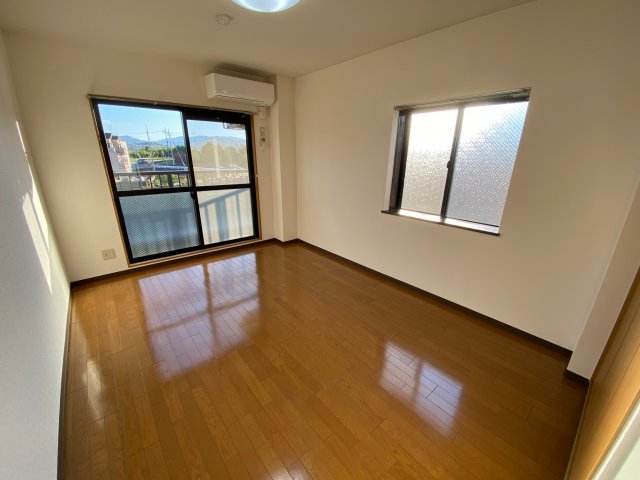 居室・リビング　同物件別部屋イメージ写真