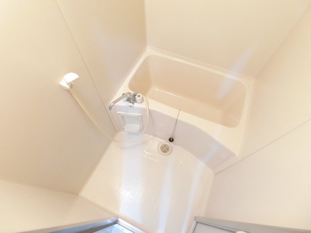 バス・シャワールーム　同物件別部屋イメージ写真