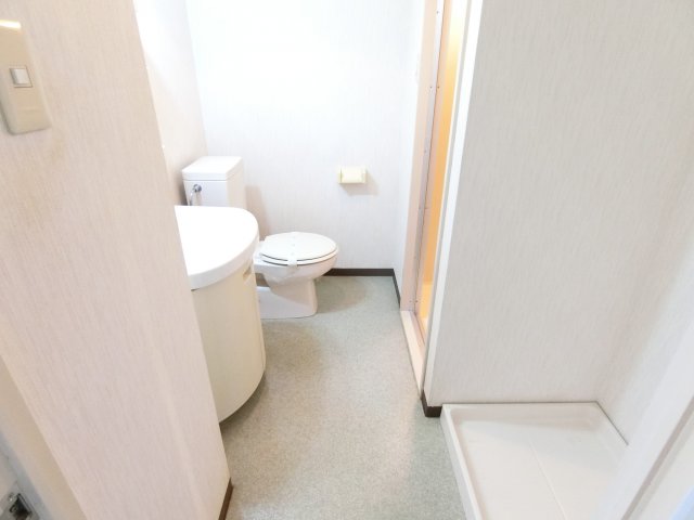 洗面設備　同物件別部屋イメージ写真