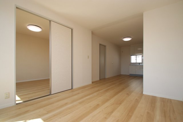 居室・リビング　リビング