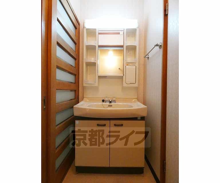 洗面設備　・モニターはありません