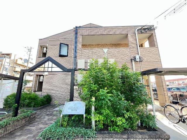 エントランス　外観写真（昼）