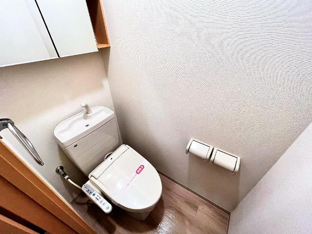 トイレ　シャワー付トイレ