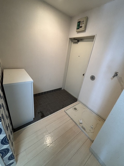 玄関　別部屋参考写真です