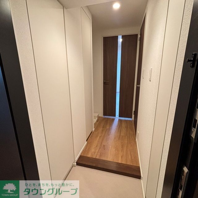 玄関　※写真は同タイプ住戸です。