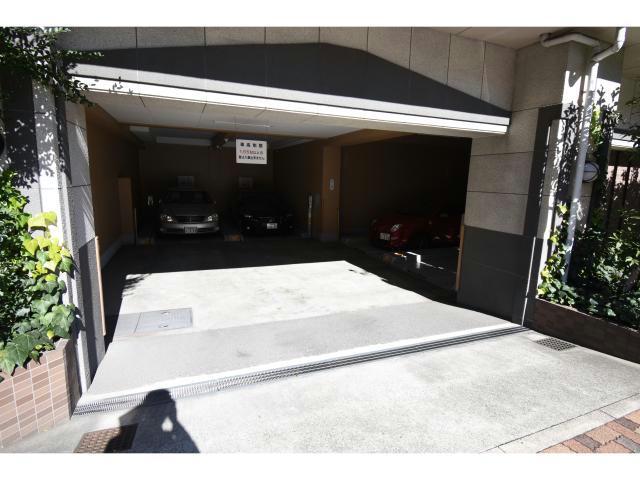 駐車場　駐車場