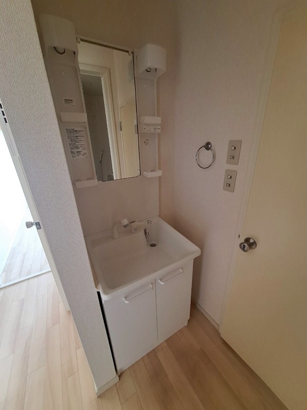 洗面設備　別部屋参考写真