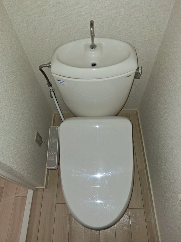 トイレ　別部屋参考写真