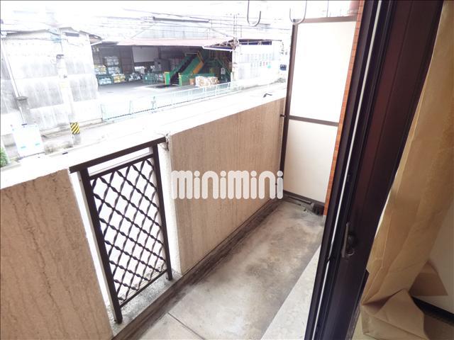 バルコニー　南向きで日当り良好です。