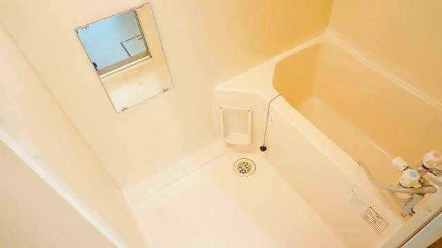 バス・シャワールーム　浴室