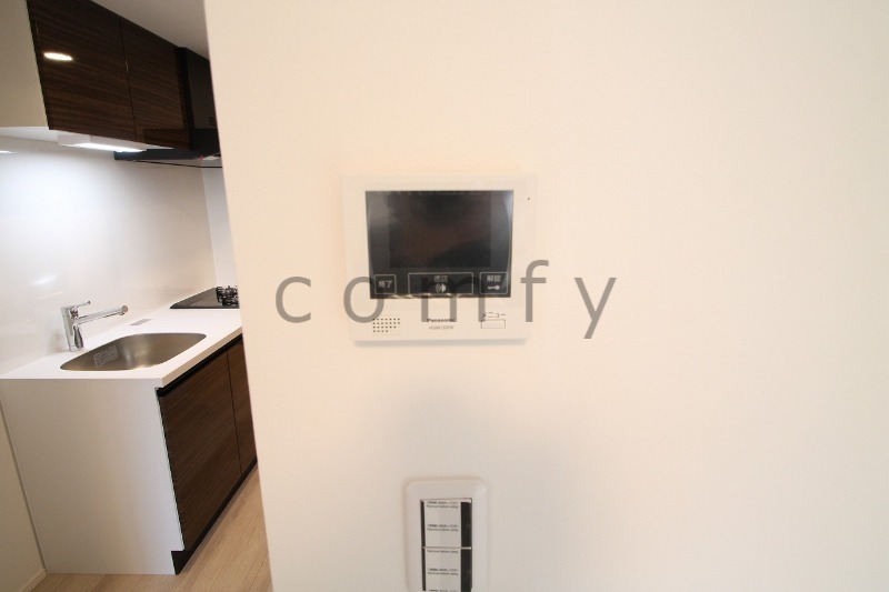 セキュリティ　モニター付きインターホン