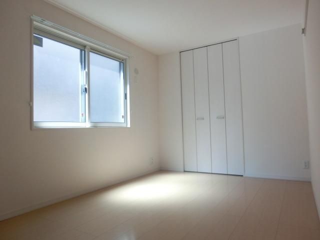 その他部屋・スペース　洋室６帖です