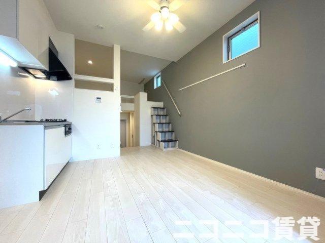 居室・リビング　リビング、洋室、ロフトと3部屋分使えます（写真はモデルルーム