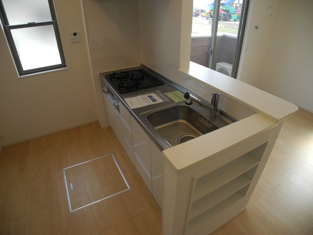 キッチン　※別号室の写真になります※