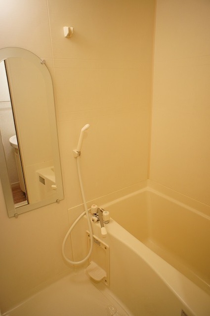 バス・シャワールーム　お風呂で日々の疲れを落としましょう