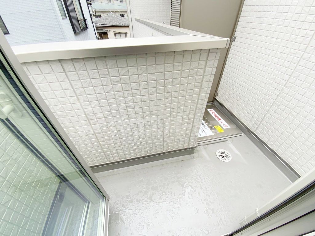 バルコニー　バルコニー