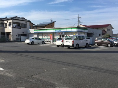 コンビニ　ファミリーマート 宇都宮西原三丁目店（コンビニ）まで554m