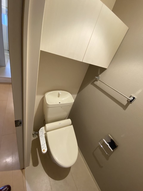 トイレ　シャワートイレ完備