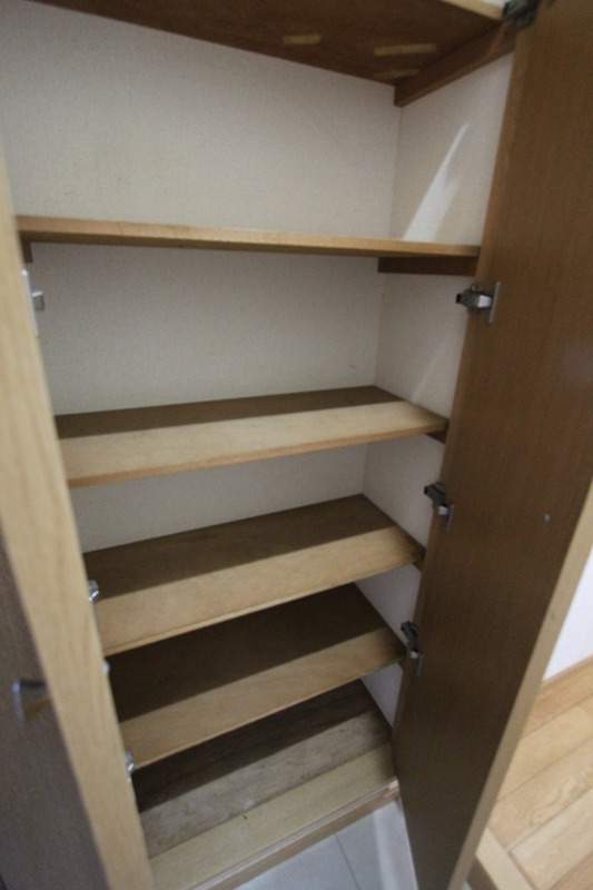 収納　シューズボックス