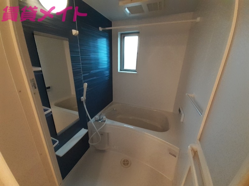 バス・シャワールーム　同型タイプ写真