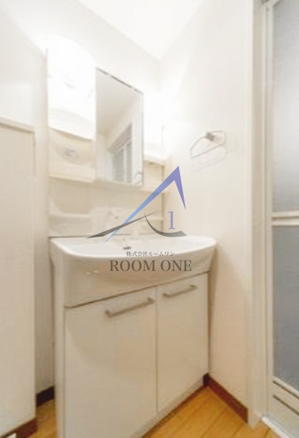 洗面設備　洗面台です。