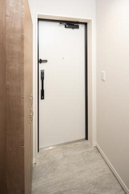 玄関　※写真は同タイプ住戸です。