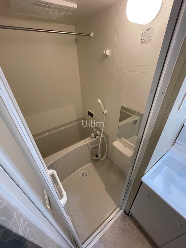 バス・シャワールーム　他の部屋の写真です。