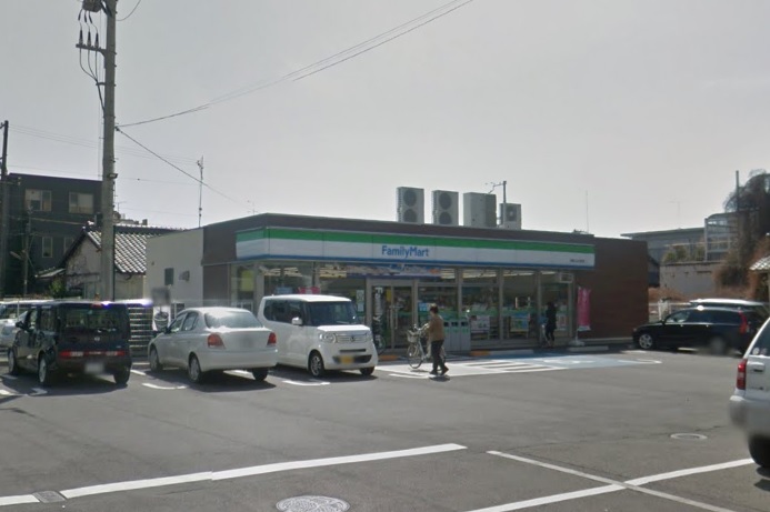 コンビニ　ファミリーマート 和歌山小松原店（コンビニ）まで332m