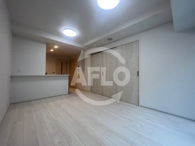 居室・リビング　Fuku島之内（フク島之内）　リビング