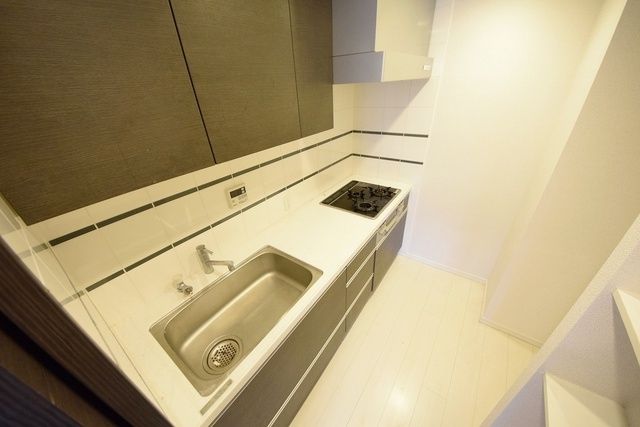 キッチン　★参考写真・部屋により内装が異なります★