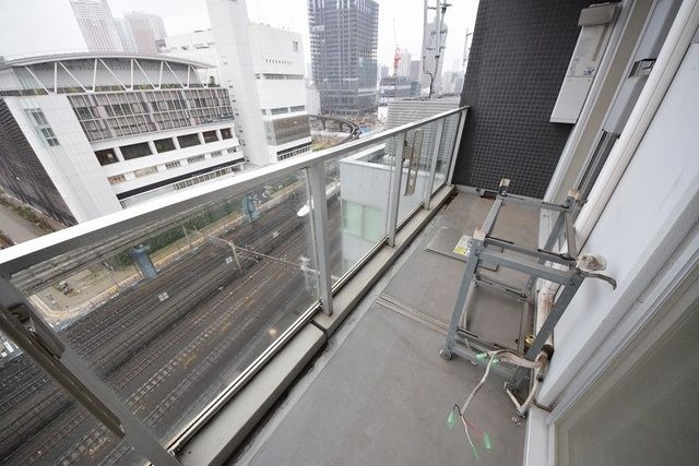 バルコニー　★参考写真・部屋により内装が異なります★