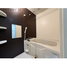 バス・シャワールーム　浴室乾燥機付きで便利です！